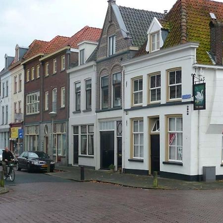 De Zilveren Karper IJsselmuiden Ngoại thất bức ảnh